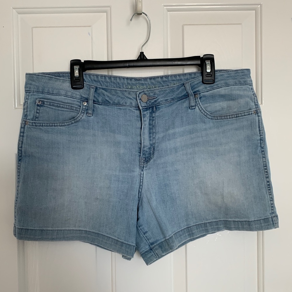 Calvin Klein Jean Midi Short